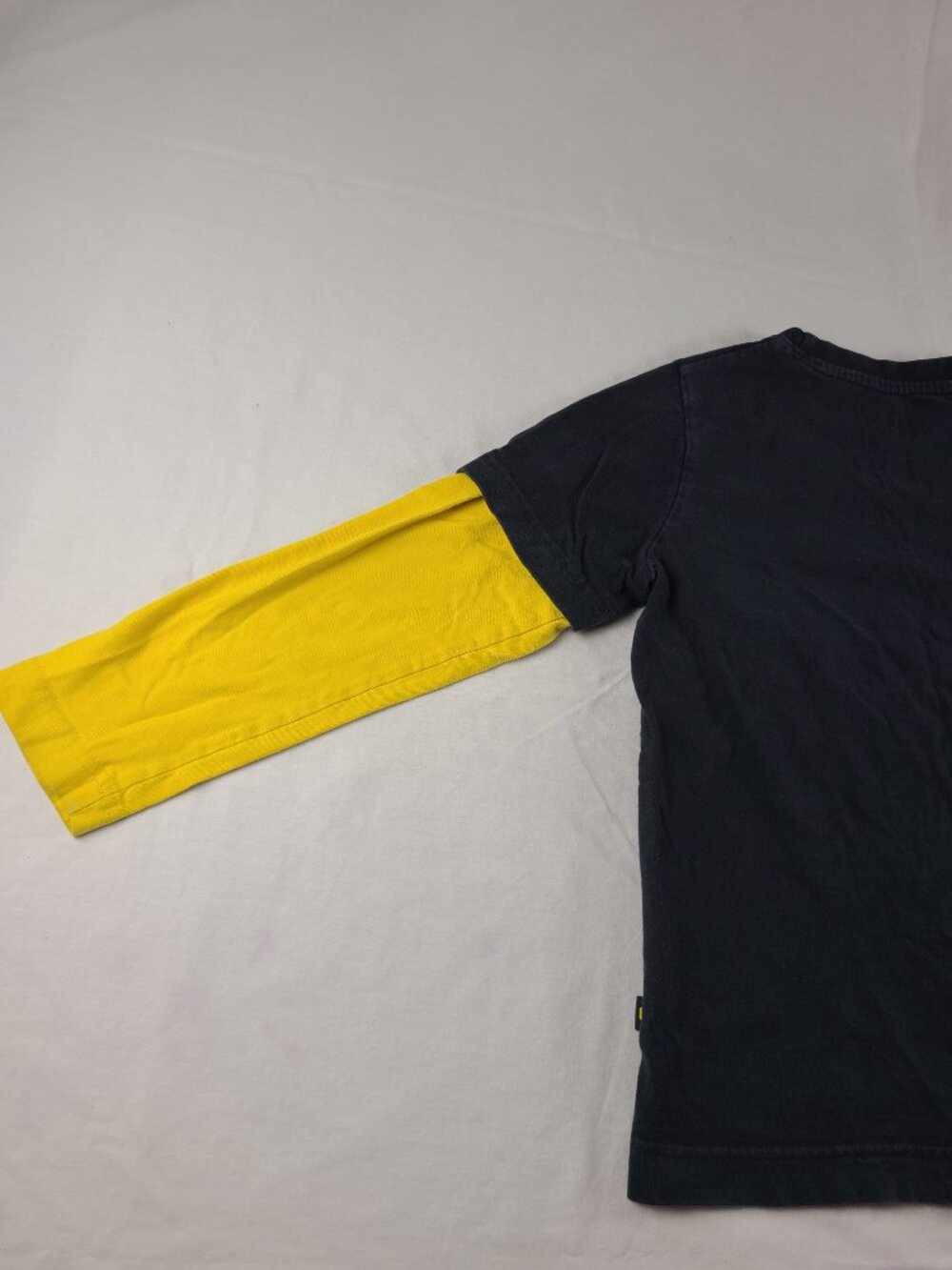 Caterpillar Long Sleeve Shirt Boys 8 Black & Yellow - Picture 3 of 11